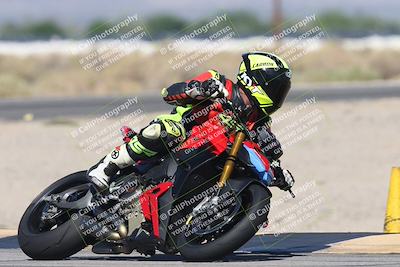 media/Oct-13-2025-Moto Forza (Mon) [[a66d839500]]/3-B Group/Session 3 (Turn 16)/